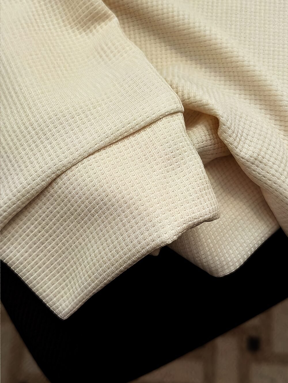 Men's Vintage Waffle Long Sleeve Polo Shirt with Contrast Collar