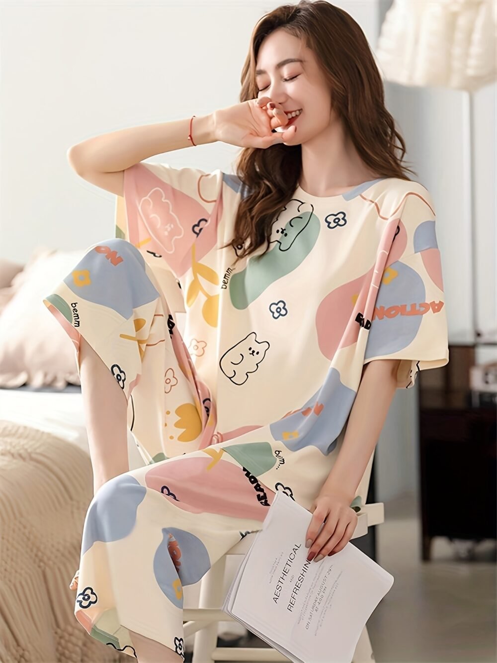 4a24ac46-89ed-495b-8030-9bc4355e964d.jpg Women's Casual Round Neck Short Sleeve Pajama Set with Capri Pants